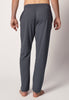 Rückansicht von einem Herren-Model, das HU almost navytieminimal baumwolle Hose lang trägt