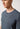 Nahaufnahme von einem Herren-Model, das HU almost navy baumwolle Shirt kurzarm trägt