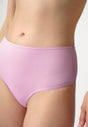 Nahaufnahme von einem Damen-Model, das HU almost pink mikrofaser String Doppelpack trägt