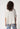 Rückansicht von einem Damen-Model, das HU whisper white modal/viskose/tencel Shirt kurzarm trägt