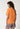 Rückansicht von einem Damen-Model, das HU prisma apricot modal/viskose/tencel Shirt kurzarm trägt