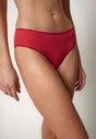 Nahaufnahme von einem Damen-Model, das HU countryfied wildrose mikrofaser Rio Slip Doppelpack trägt