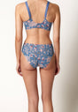 Rückansicht von einem Damen-Model, das HU lakeside dahlia mikrofaser Rio Slip trägt