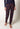 Vorderansicht von einem Damen-Model, das HU alpnight wilds modal/viskose/tencel Pants lang trägt