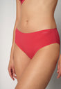 Nahaufnahme von einem Damen-Model, das HU bittersweet mikrofaser Rio Slip trägt