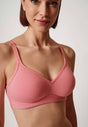 Nahaufnahme von einem Damen-Model, das HU brandied apricot baumwolle Soft BH trägt