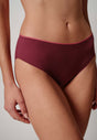 Nahaufnahme von einem Damen-Model, das HU maroon banner mikrofaser Rio Slip trägt