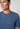 Nahaufnahme von einem Herren-Model, das HU ensign blue baumwolle Shirt kurzarm trägt
