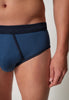 Nahaufnahme von einem Herren-Model, das HU ensign blue signs baumwolle Slip mit Eingriff trägt