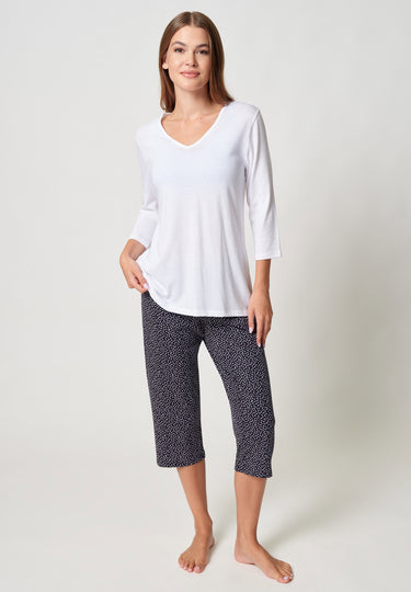 Vorderansicht von einem Damen-Model, das HU crazy dots baumwolle Pyjama 3/4 trägt