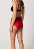 Rückansicht von einem Damen-Model, das HU true red mikrofaser Maxi Slip trägt