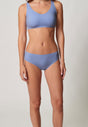 Vorderansicht von einem Damen-Model, das HU lavender lustre mikrofaser Rio Slip trägt