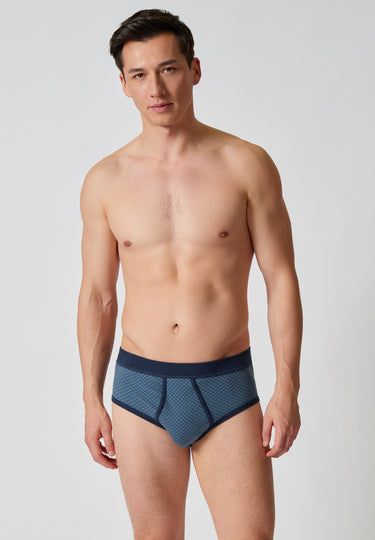 Vorderansicht von einem Herren-Model, das HU dark denim rhombus baumwolle Slip mit Eingriff trägt