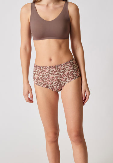 Vorderansicht von einem Damen-Model, das HU panther mikrofaser Maxi Slip trägt