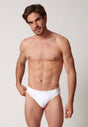 Vorderansicht von einem Herren-Model, das HU white baumwolle Slip Doppelpack trägt