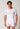 Vorderansicht von einem Herren-Model, das HU white baumwolle Shirt kurzarm Doppelpack trägt