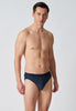 Vorderansicht von einem Herren-Model, das HU blue pinstripe selection baumwolle Slip Doppelpack trägt