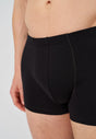 Ansicht von einem Herren-Model, das HU black stripes selection baumwolle Pants Doppelpack trägt