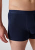 Nahaufnahme von einem Herren-Model, das HU dress blue baumwolle Pants Doppelpack trägt