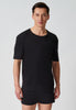 Vorderansicht von einem Herren-Model, das HU black baumwolle Shirt kurzarm trägt
