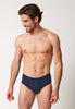 Vorderansicht von einem Herren-Model, das HU navy baumwolle Slip mit Eingriff trägt