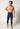 Vorderansicht von einem Herren-Model, das HU navy baumwolle Pants lang mit Eingriff trägt