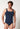 Vorderansicht von einem Herren-Model, das HU navy baumwolle Tanktop trägt