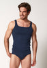 Vorderansicht von einem Herren-Model, das HU navy baumwolle Tanktop trägt