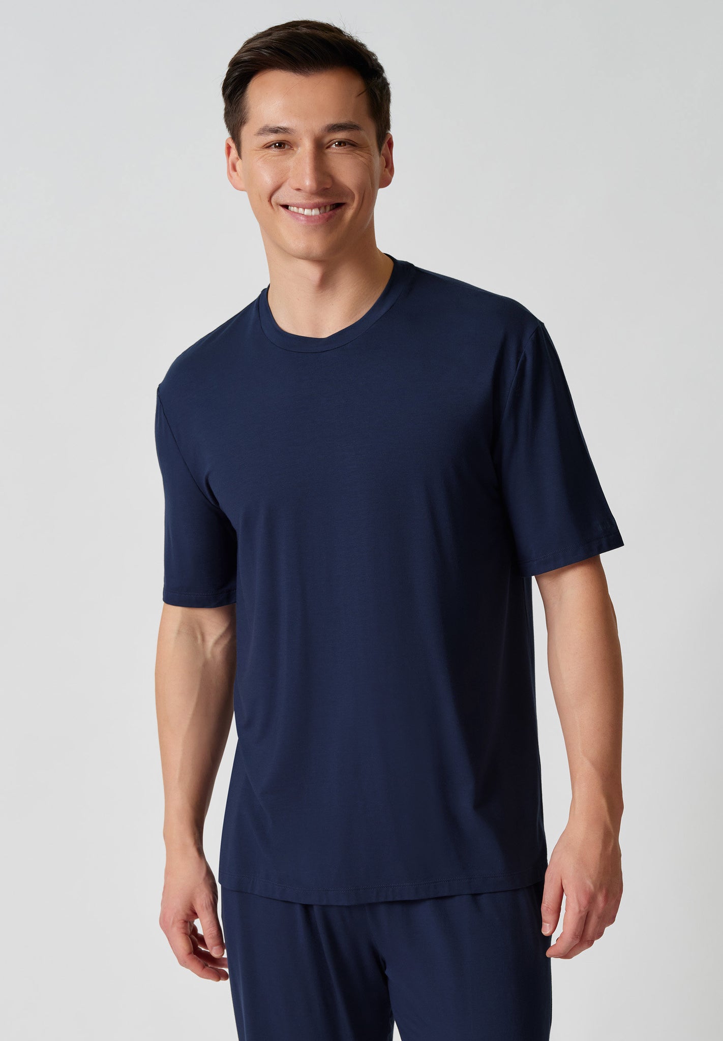 Vorderansicht von einem Herren-Model, das HU dress blue baumwolle Shirt kurzarm trägt