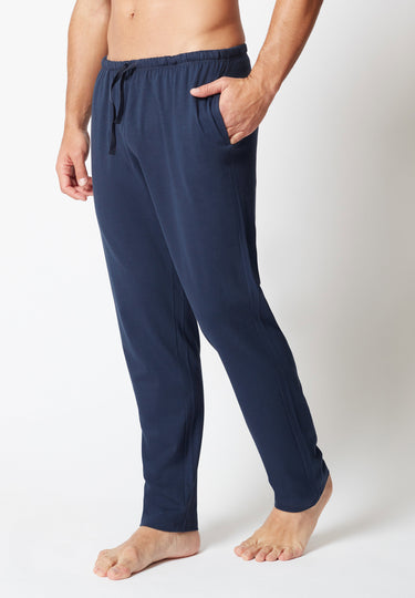 Vorderansicht von einem Herren-Model, das HU dress blue baumwolle Hose lang trägt
