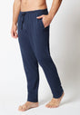 Vorderansicht von einem Herren-Model, das HU dress blue baumwolle Hose lang trägt