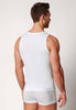 Rückansicht von einem Herren-Model, das HU white modal/viskose/tencel Tanktop trägt