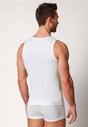 Rückansicht von einem Herren-Model, das HU white modal/viskose/tencel Tanktop trägt