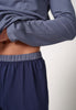 Nahaufnahme von einem Herren-Model, das HU faded denim baumwolle Pyjama lang trägt