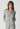 Vorderansicht von einem Damen-Model, das HU light grey modal/viskose/tencel Jacke trägt