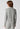 Rückansicht von einem Damen-Model, das HU light grey modal/viskose/tencel Jacke trägt