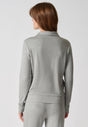 Rückansicht von einem Damen-Model, das HU light grey modal/viskose/tencel Jacke trägt