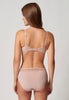 Rückansicht von einem Damen-Model, das HU dusty rose mikrofaser Push-up BH trägt