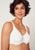 Nahaufnahme von einem Damen-Model, das HU white mikrofaser Minimizer BH trägt