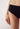 Nahaufnahme von einem Damen-Model, das HU black mikrofaser Rio Slip trägt
