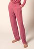 Vorderansicht von einem Damen-Model, das HU rose wine modal/viskose/tencel Hose lang trägt