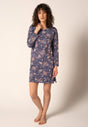 Vorderansicht von einem Damen-Model, das HU denim floralpaisley baumwolle Nachthemd langarm trägt