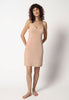 Vorderansicht von einem Damen-Model, das HU nude modal/viskose/tencel Unterkleid trägt