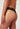 Nahaufnahme von einem Damen-Model, das HU black mikrofaser String trägt